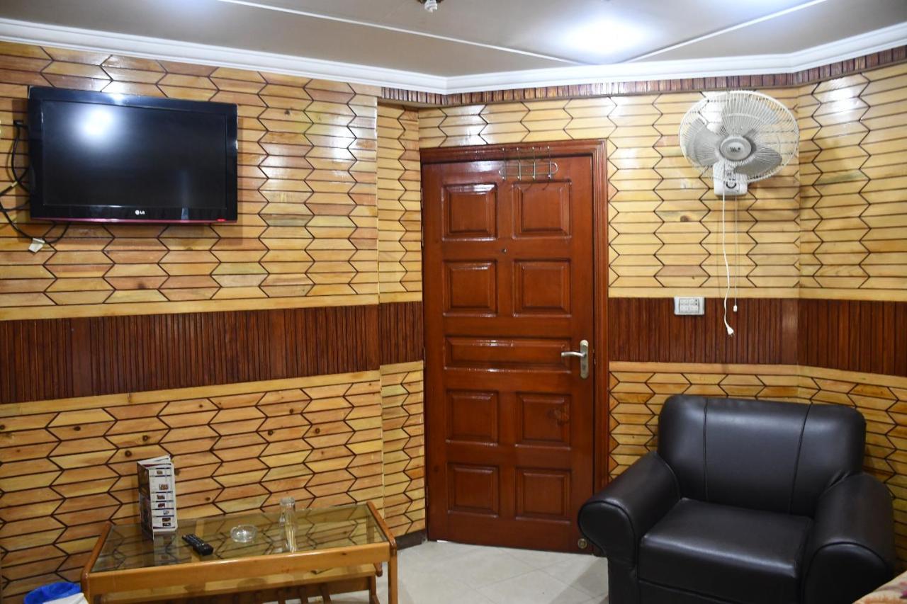 Mir Continental Hotel Muzaffarabad Kültér fotó