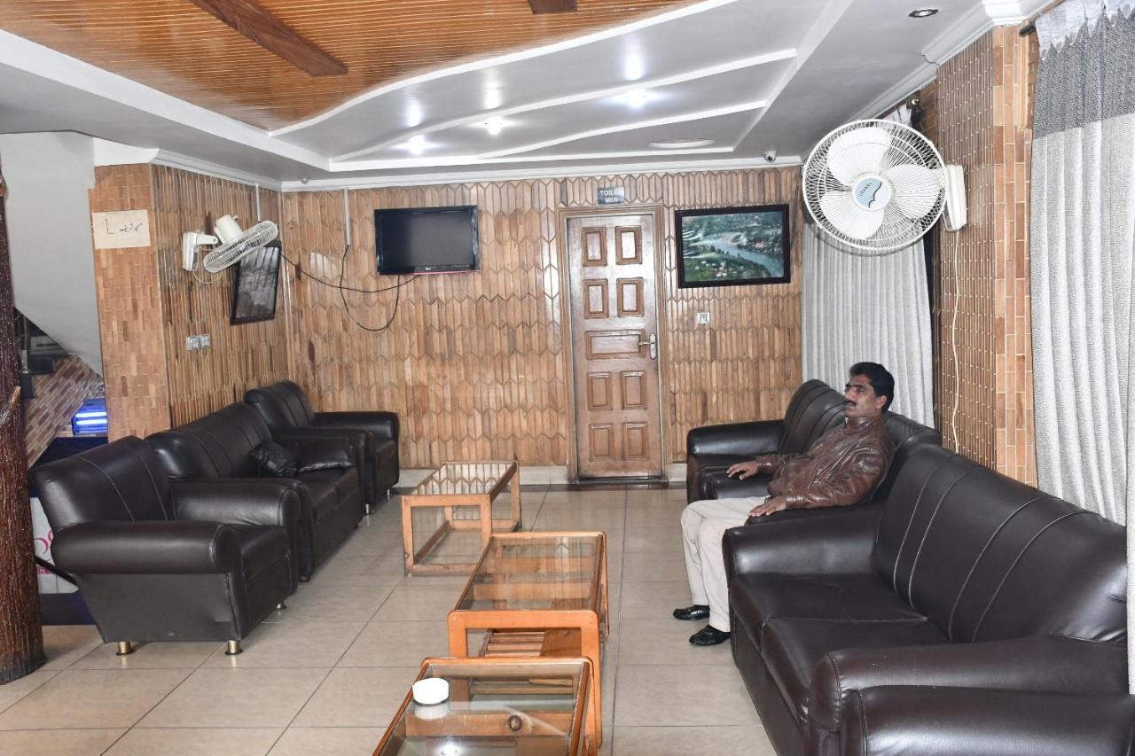 Mir Continental Hotel Muzaffarabad Kültér fotó